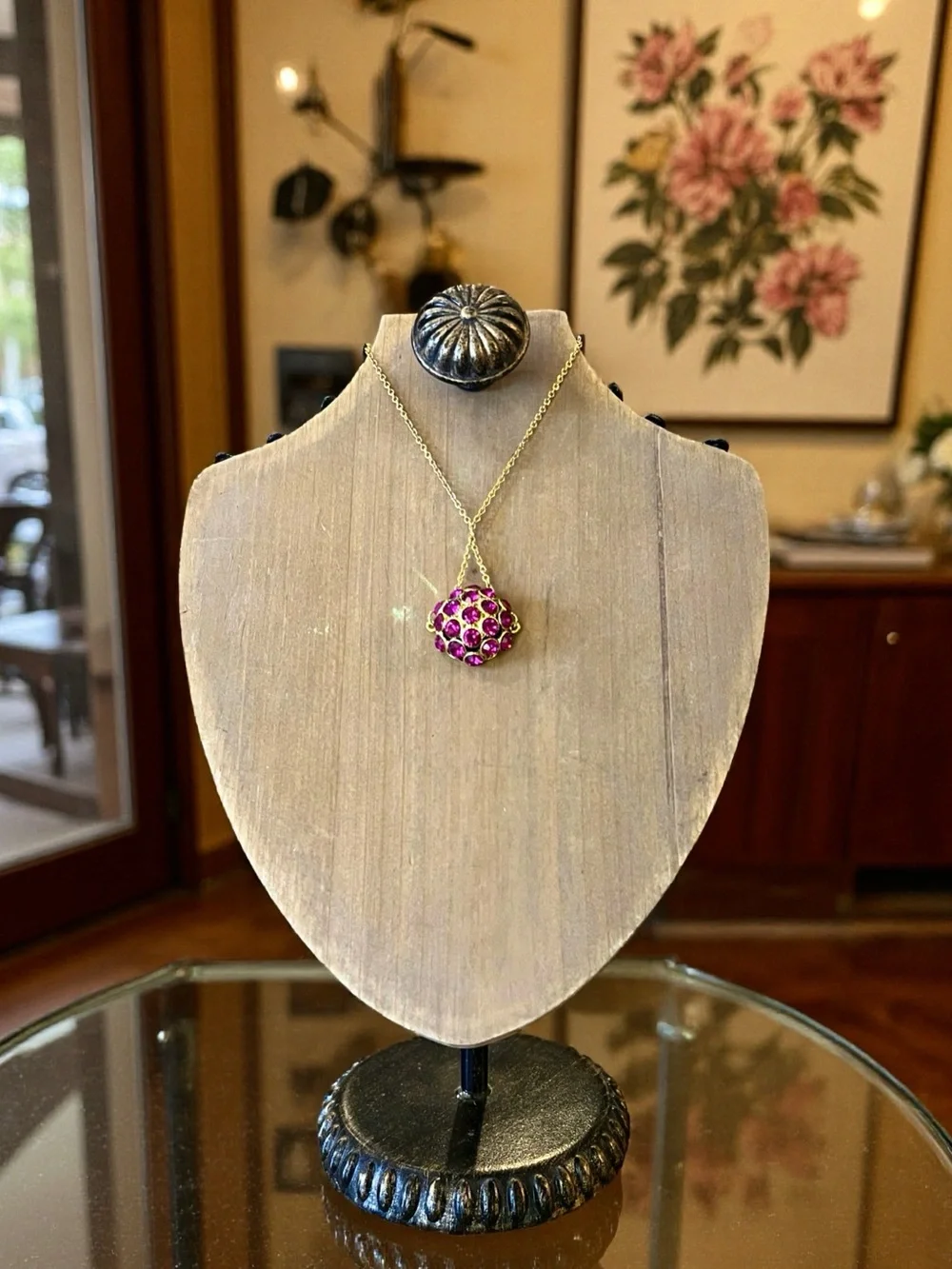 Vintage Victorian inspired Gold-Tone Necklace w/ Vibrant Fuchsia Crystal Pendant